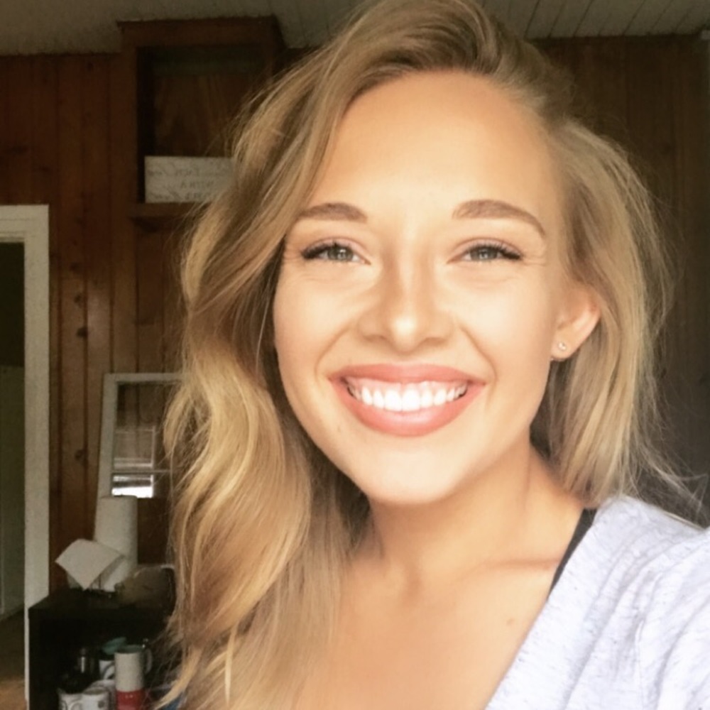 Meet your Posher, Marisa